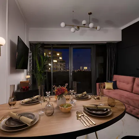 Appartement Urban Elite Private 2 Person Jacuzzi Hanza Tower