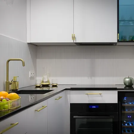 Appartement Urban Elite Private 2 Person Jacuzzi Hanza Tower
