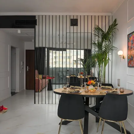 アパート Urban Elite Private 2 Person Jacuzzi Hanza Tower シュチェチン