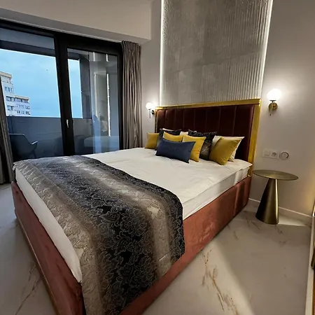 Urban Elite Private 2 Person Jacuzzi Hanza Tower *