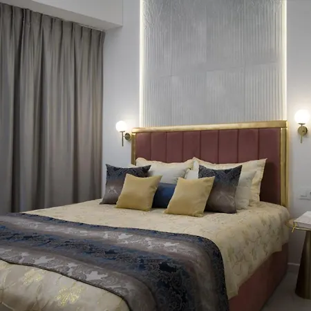 Urban Elite Private 2 Person Jacuzzi Hanza Tower *