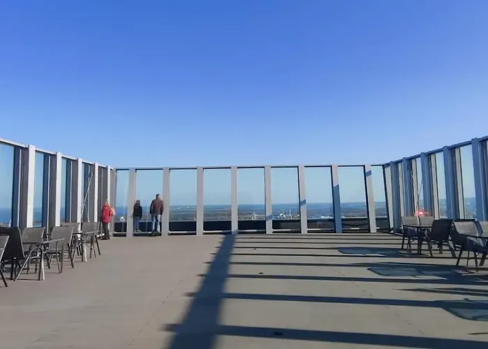 Urban Elite Private 2 Person Jacuzzi Hanza Tower *